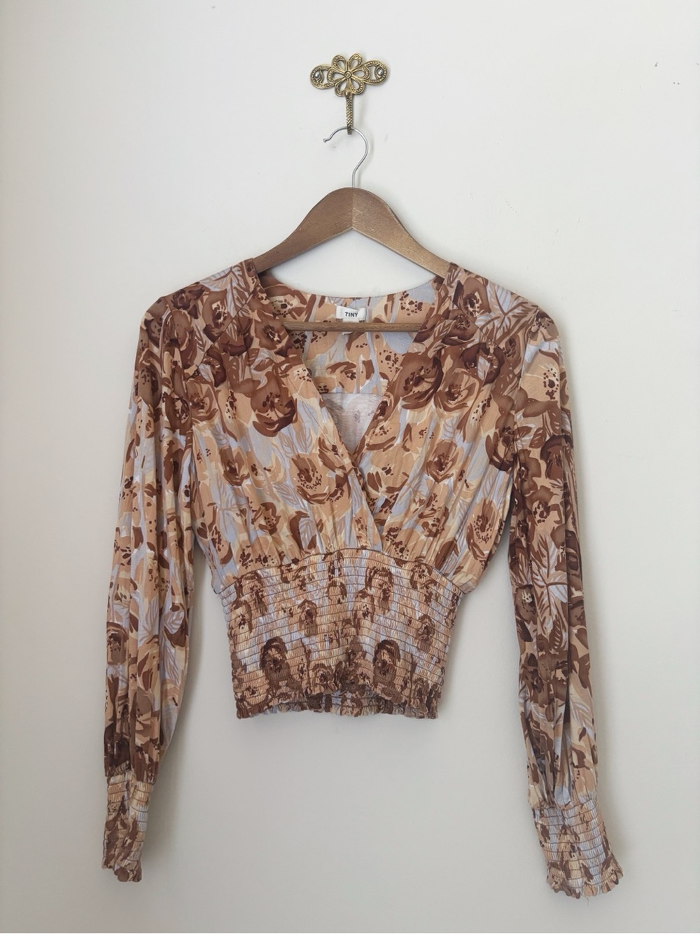Tiny Valentina Floral Smocked Surplice Top Size XS Summer Boho Anthropologie